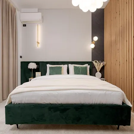 Ultracentral High-end With Balcony * Bucarest