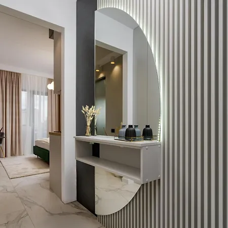 Apartment Ultracentral High-end With Balcony Bucharest