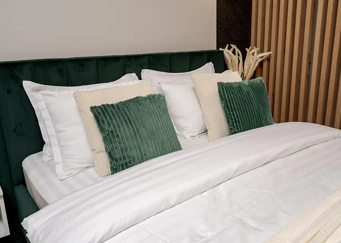 Ultracentral High-end With Balcony Daire Bükreş